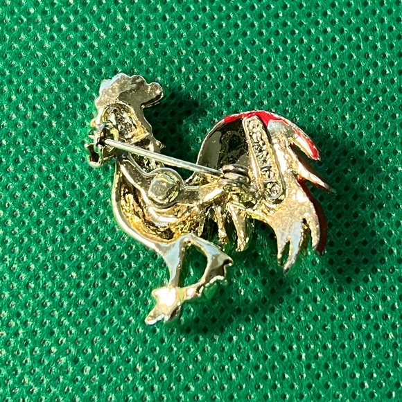 Vintage Gerry's Red Enamel Gold Tone Rooster Signed Brooch Pin - Picture 2 of 4